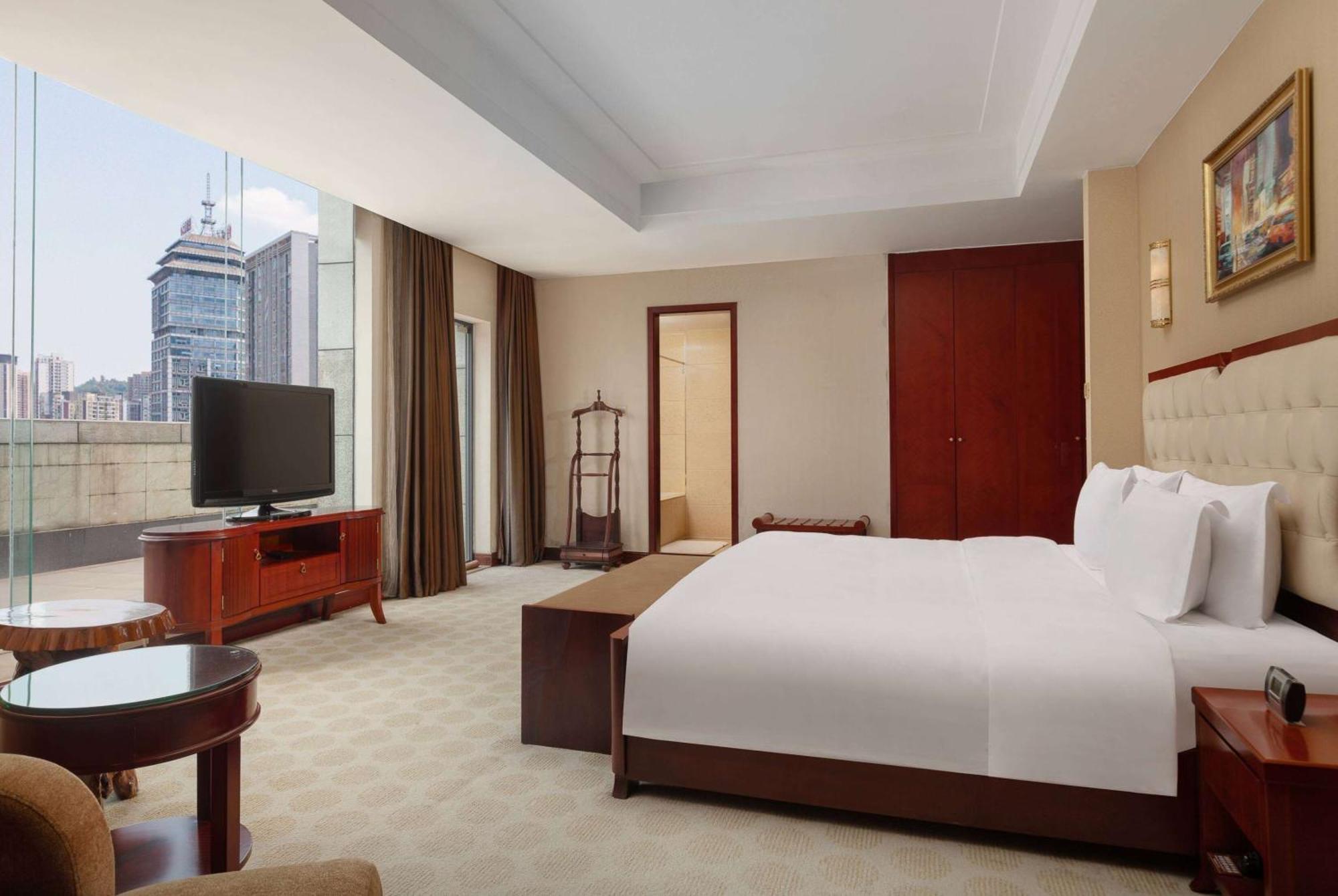 Hotel Ramada Plaza By Wyndham Chongqing West Exteriér fotografie