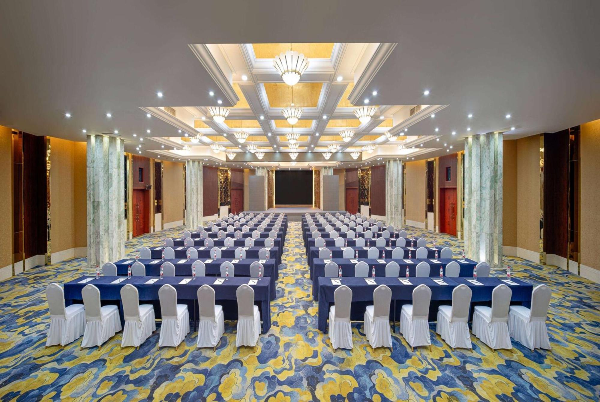 Hotel Ramada Plaza By Wyndham Chongqing West Exteriér fotografie