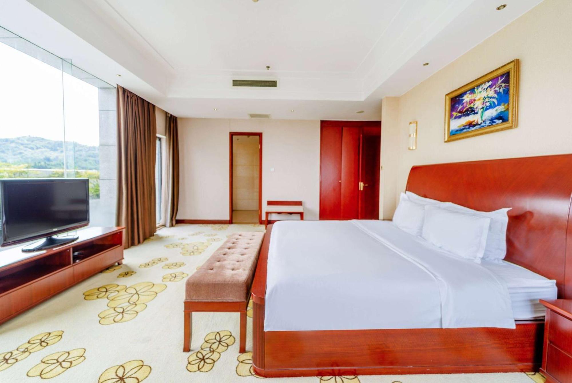 Hotel Ramada Plaza By Wyndham Chongqing West Exteriér fotografie