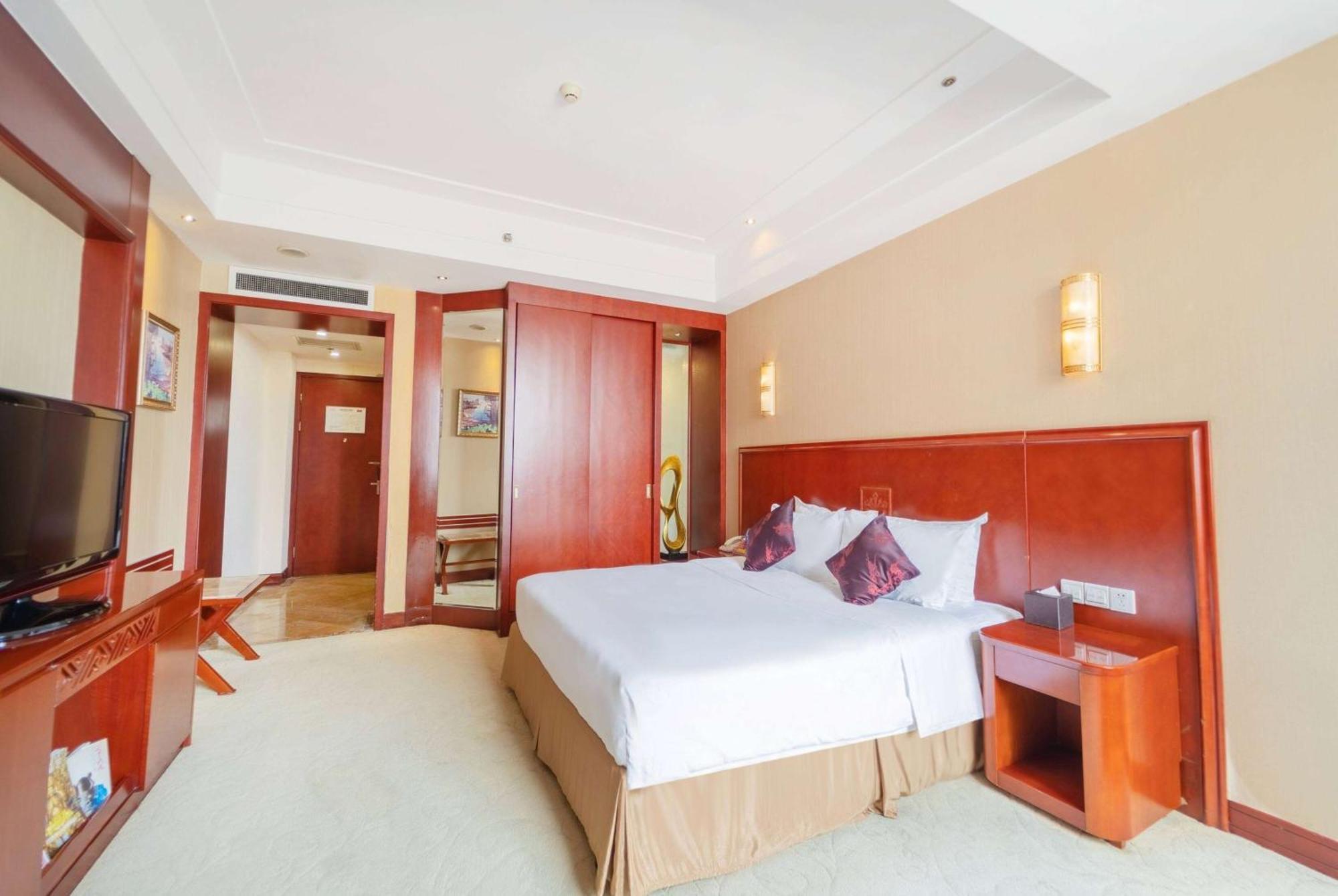 Hotel Ramada Plaza By Wyndham Chongqing West Exteriér fotografie