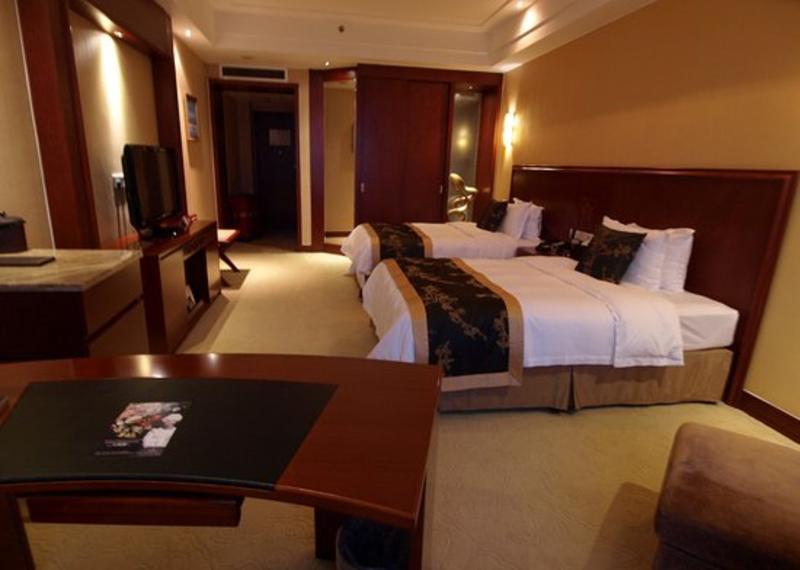 Hotel Ramada Plaza By Wyndham Chongqing West Exteriér fotografie